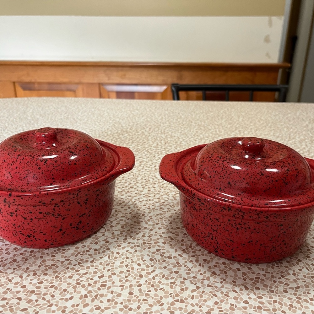 Red Speckled Mini Casserole Dishes